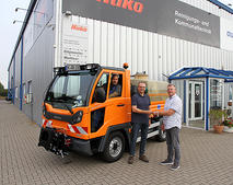 Multicar Schl�ssel�bergabe