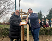 1. Spendenbaum Mein Baum f�r Barleben