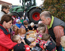 Kindergartenkinder_bei_Dorendorfs