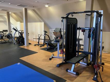 Bild vergr&ouml;&szlig;ern: Kraftraum MLH