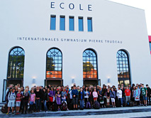 Erster Schultag im neuen Ecole-Gymnasium